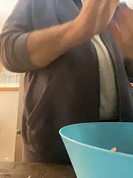 Snapshot of ANONIMO7735 chatting on 11-09-25, 11:25 ANONIMO7735 online show from 11-09-25, 11:25