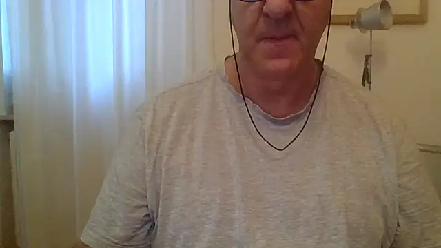 Snapshot of ANONIMO7735 chatting on 09-13-25, 05:07 ANONIMO7735 online show from 09-13-25, 05:07
