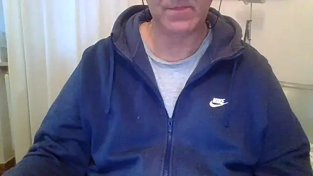 Snapshot of ANONIMO7735 chatting on 10-03-25, 04:58 ANONIMO7735 online show from 10-03-25, 04:58