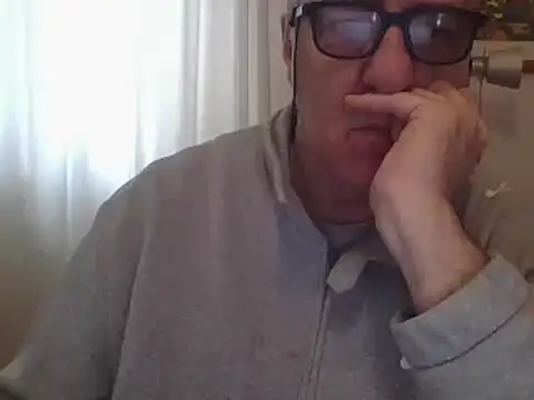 Snapshot of ANONIMO7735 chatting on 03-22-25, 09:13 ANONIMO7735 online show from 03-22-25, 09:13