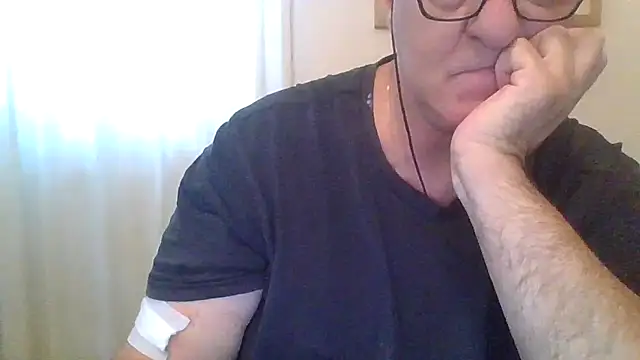 Snapshot of ANONIMO7735 chatting on 10-09-25, 07:53 ANONIMO7735 online show from 10-09-25, 07:53