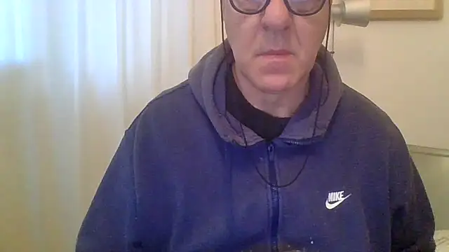 Snapshot of ANONIMO7735 chatting on 03-02-26, 06:03 ANONIMO7735 online show from 03-02-26, 06:03