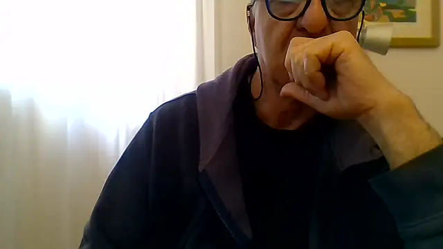 Snapshot of ANONIMO7735 chatting on 05-07-26, 10:40 ANONIMO7735 online show from 05-07-26, 10:40