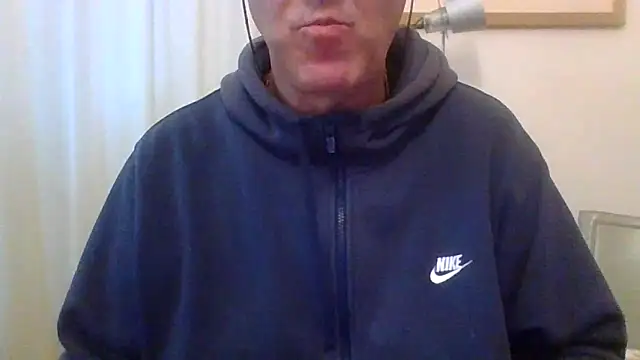 Snapshot of ANONIMO7735 chatting on 01-07-26, 06:29 ANONIMO7735 online show from 01-07-26, 06:29