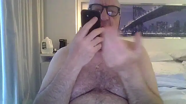 Snapshot of ANONIMO7735 chatting on 04-25-26, 11:24 ANONIMO7735 online show from 04-25-26, 11:24