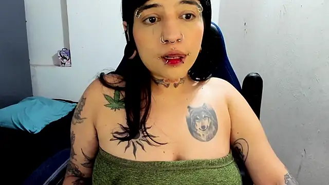 Snapshot of pink_dustt chatting on 10-12-25, 05:09 pink dustt online show from 10-12-25, 05:09