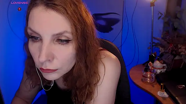 JohansonKatie online show from 11-26-25, 05:51