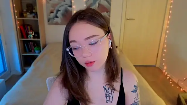 MilenaSaint online show from 05-09-26, 03:54