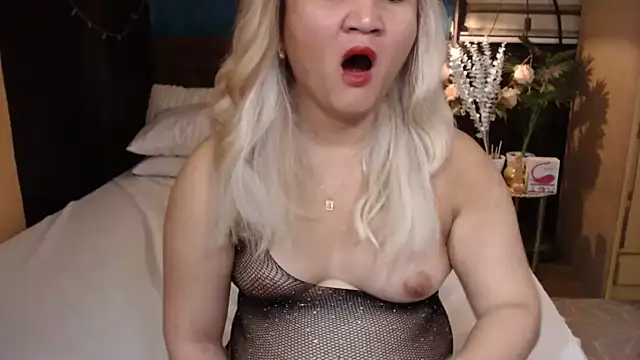 xheavenlytrans online show from 10-31-25, 08:49