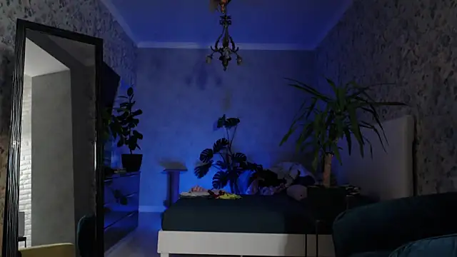 ClaraBendover online show from 11-06-25, 07:40