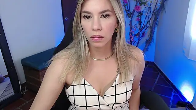 ms sofia x online show from 11-15-25, 04:11