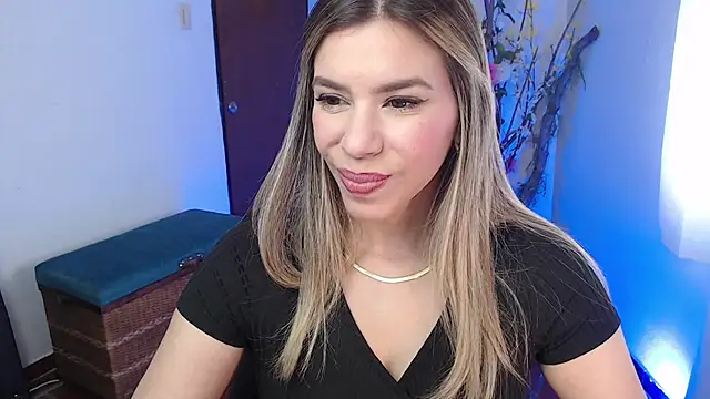 ms sofia x online show from 12-19-25, 04:53