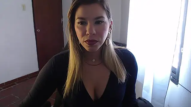 Snapshot of ms_sofia_x chatting on 02-19-25, 04:55 ms sofia x online show from 02-19-25, 04:55