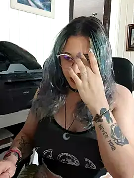 ElfGrey online show from 02-13-25, 03:39