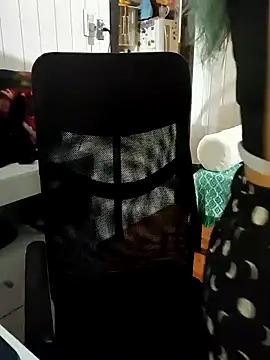 ElfGrey online show from 02-04-25, 02:49