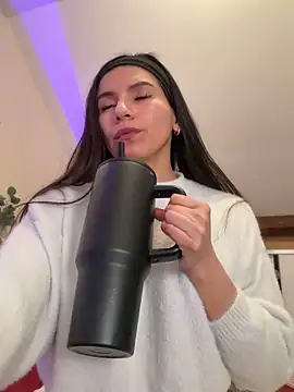 LalieFR online show from 04-15-26, 08:53