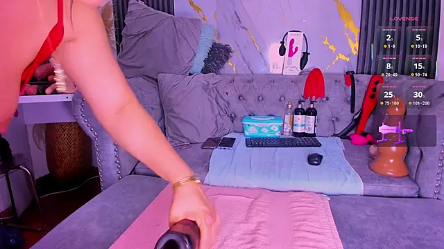 Snapshot of dailly_hot chatting on 02-08-26, 07:06 dailly hot online show from 02-08-26, 07:06