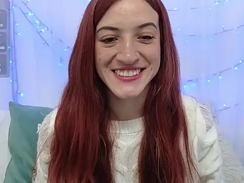 Snapshot of ninaa_fox chatting on 02-13-26, 02:39 ninaa fox online show from 02-13-26, 02:39