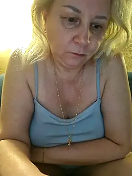 Snapshot of Janahotty chatting on 05-04-26, 10:01 Janahotty online show from 05-04-26, 10:01