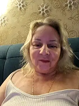 Snapshot of Janahotty chatting on 05-07-26, 10:24 Janahotty online show from 05-07-26, 10:24