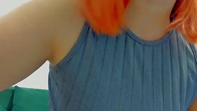 Snapshot of emilianna666 chatting on 05-25-26, 01:43 emilianna666 online show from 05-25-26, 01:43