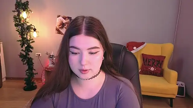 NicoleFoxery online show from 12-14-25, 06:24