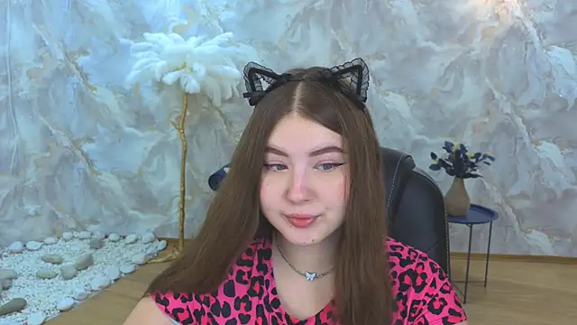 NicoleFoxery online show from 10-12-25, 06:20