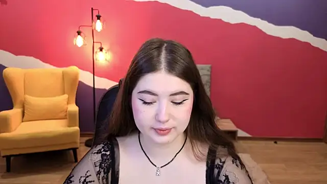 NicoleFoxery online show from 10-21-25, 03:17