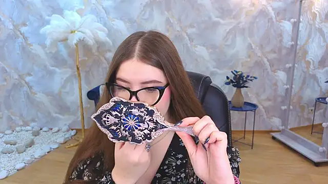 NicoleFoxery online show from 11-14-25, 06:22