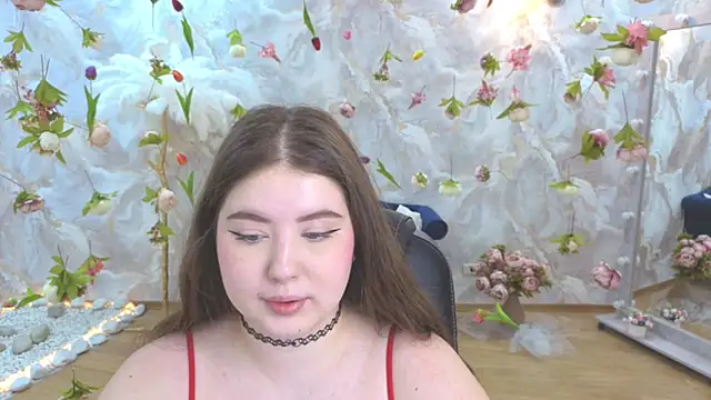 NicoleFoxery online show from 05-18-26, 06:23