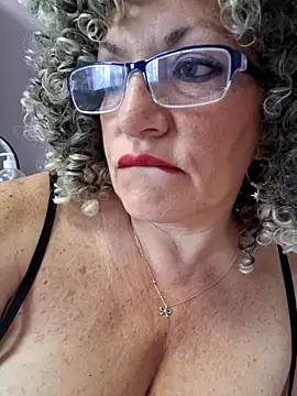 Snapshot of Hot_Azaleea chatting on 06-03-26, 06:58 Hot Azaleea online show from 06-03-26, 06:58