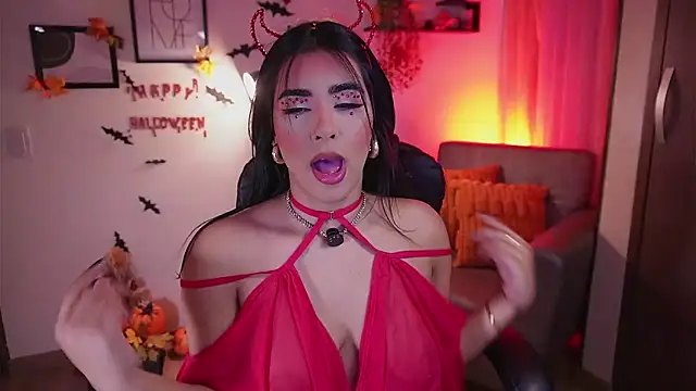 Isabella dior online show from 10-27-25, 03:35