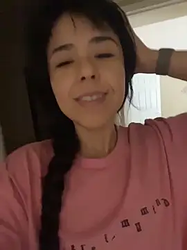 Evie-Luna online show from 12-19-25, 07:05