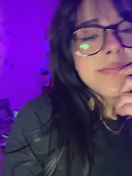 Evie-Luna online show from 01-27-25, 02:20
