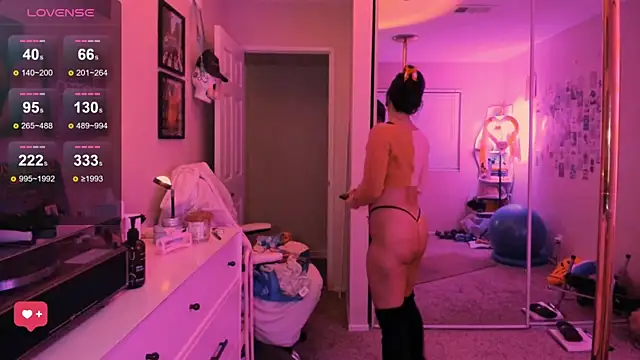 Evie-Luna online show from 11-12-25, 02:48