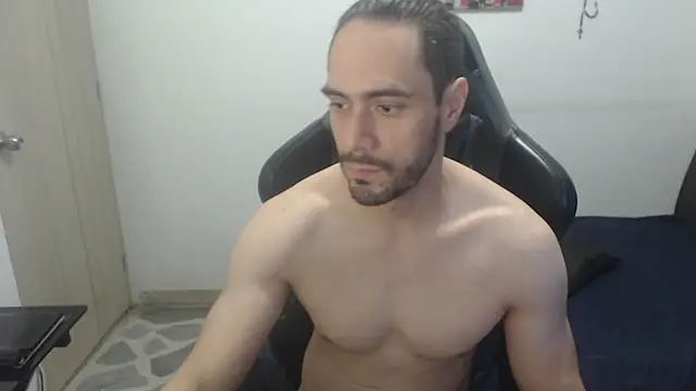 samuelgarcia  online show from 01-10-26, 09:26