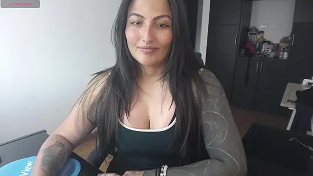 Snapshot of michell_fun23 chatting on 05-19-26, 03:19 michell fun23 online show from 05-19-26, 03:19