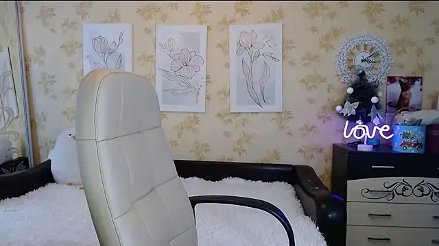 SindyXNiksy online show from 12-19-24, 11:07