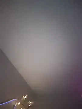 Snapshot of 6lue6a6y69 chatting on 12-21-25, 04:19 6lue6a6y69 online show from 12-21-25, 04:19