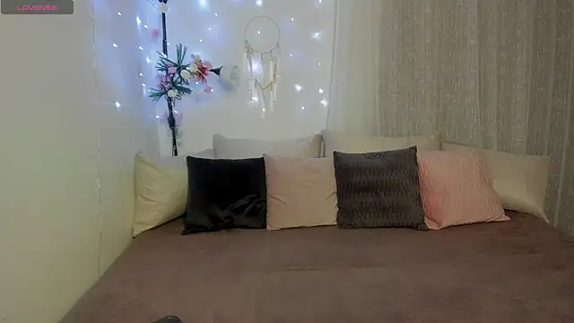 AliceeShy online show from 02-26-25, 11:30