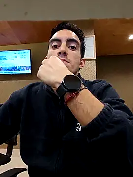 TommyMomentum online show from 02-02-26, 01:59