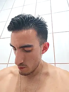 TommyMomentum online show from 11-20-25, 04:35