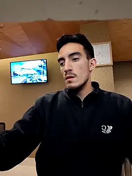 TommyMomentum online show from 04-11-26, 03:47