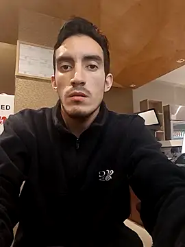 TommyMomentum online show from 04-05-26, 02:51