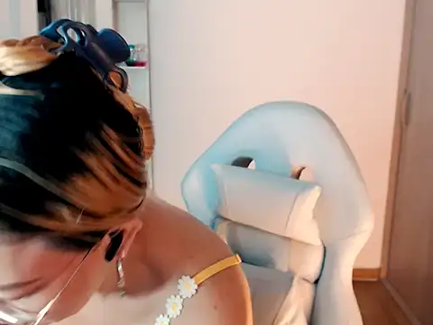 BOREAL MOON online show from 11-18-25, 03:37