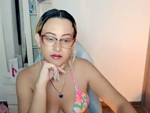 BOREAL MOON online show from 12-22-25, 11:49