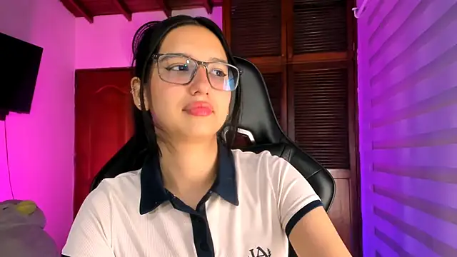 Luniverse online show from 11-07-25, 02:27