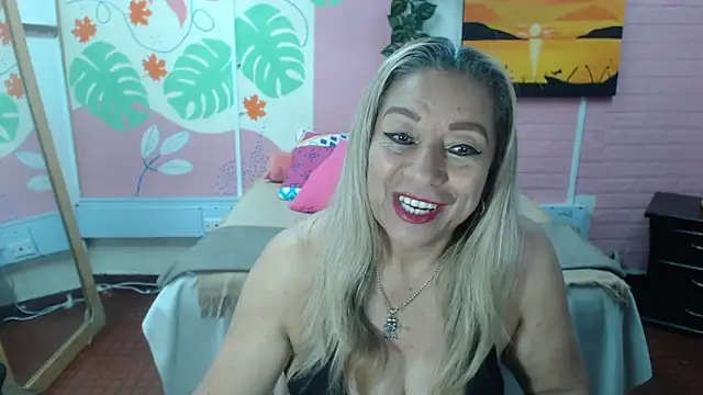 Snapshot of ZAMANTHA chatting on 09-17-25, 03:36 ZAMANTHA online show from 09-17-25, 03:36