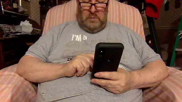 Snapshot of Drwhocares chatting on 04-18-26, 04:42 Drwhocares online show from 04-18-26, 04:42
