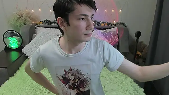 Yumi steve online show from 12-15-25, 04:02